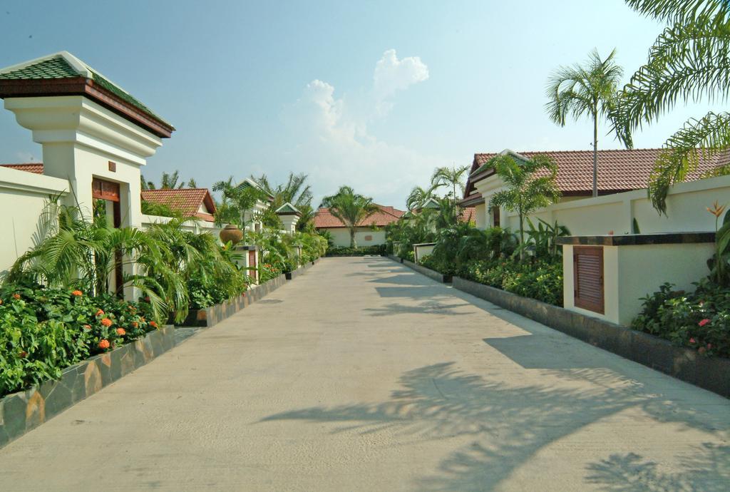 View Talay Villas Chonburi Eksteriør billede